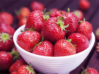 20 Strawberry Fun n Interesting Facts for Kids