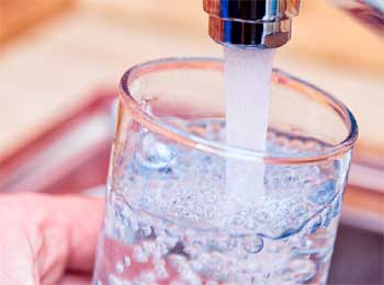 21 Beneficial Facts about Drinking Water