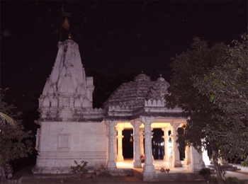 Rich Man Visit to Temple - Story of Faith and Divine Timing